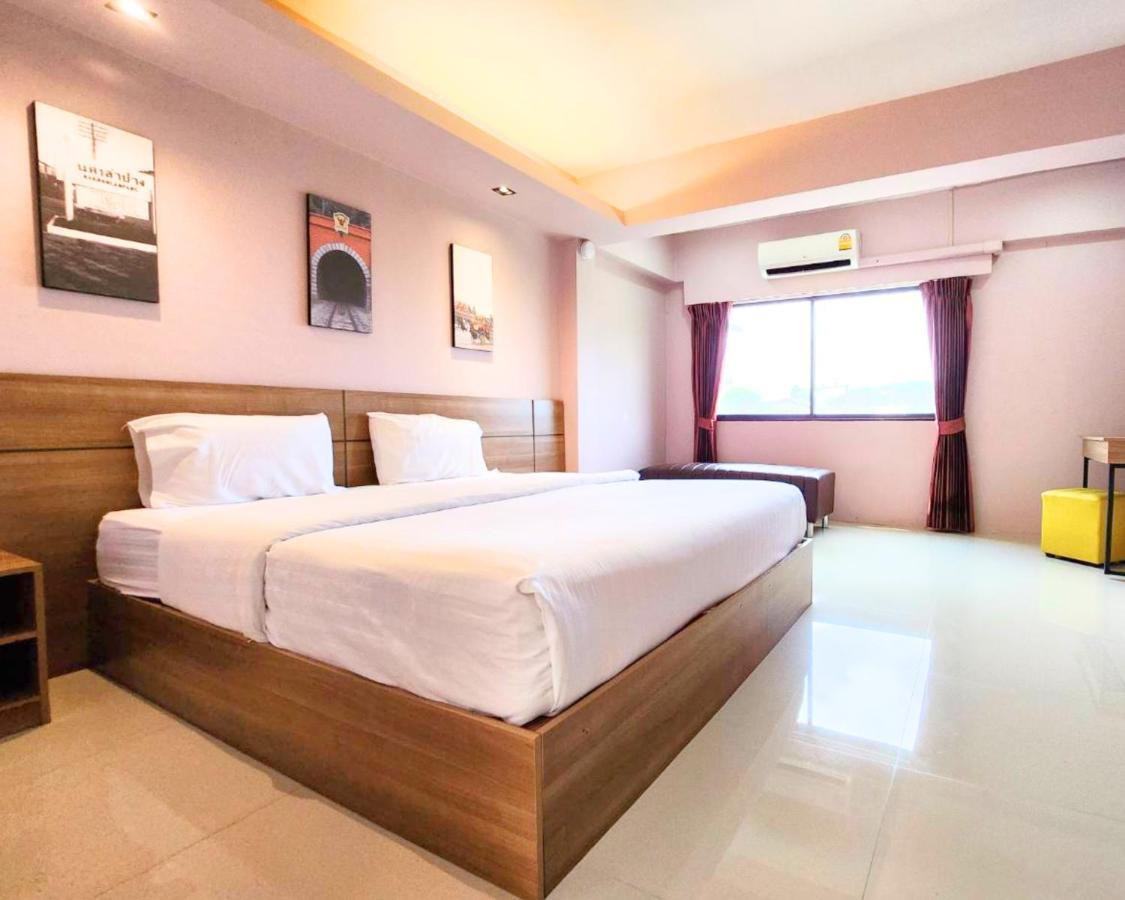Airbest Gemtree Lampang Hotel Esterno foto