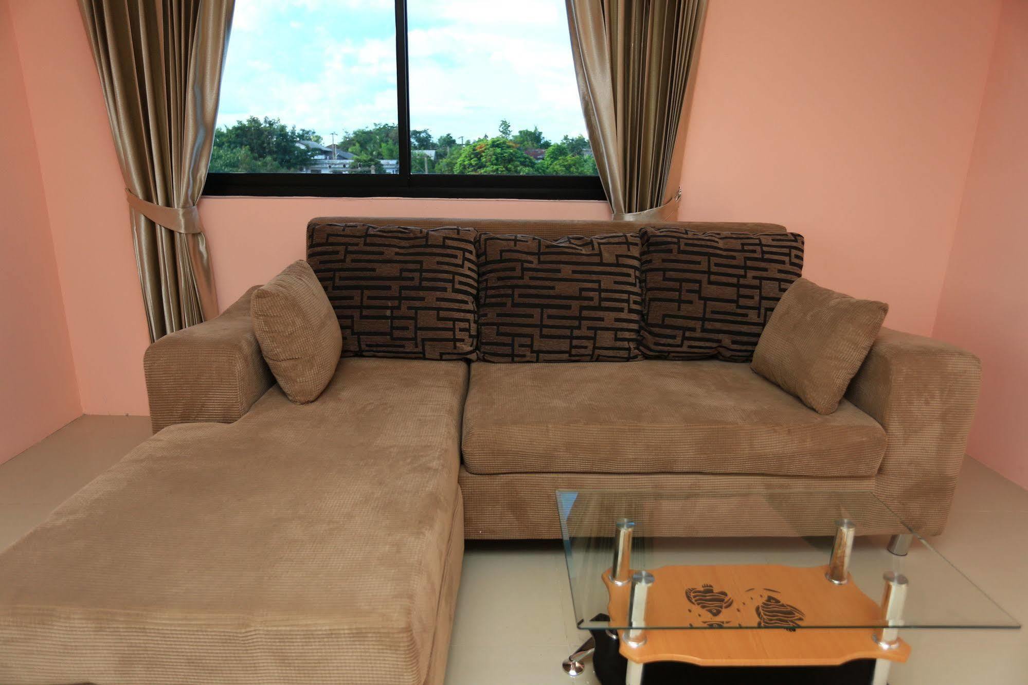 Airbest Gemtree Lampang Hotel Esterno foto