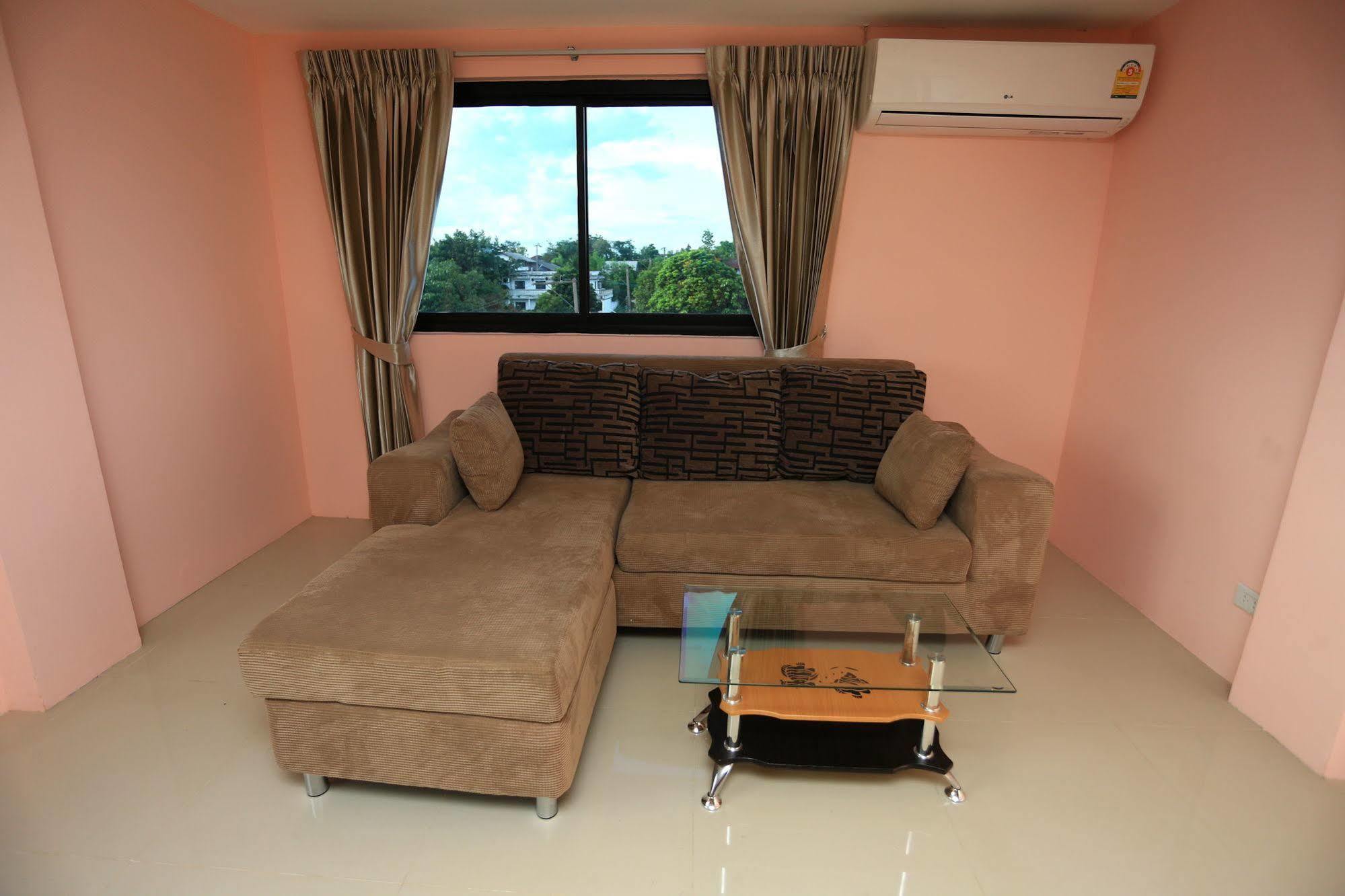 Airbest Gemtree Lampang Hotel Esterno foto