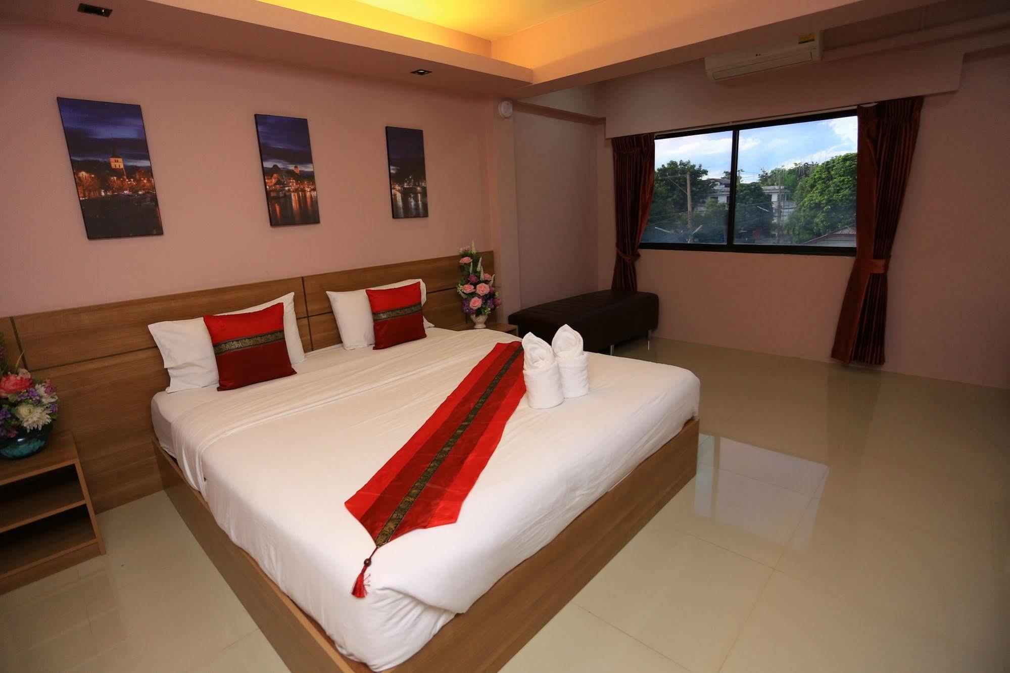 Airbest Gemtree Lampang Hotel Esterno foto