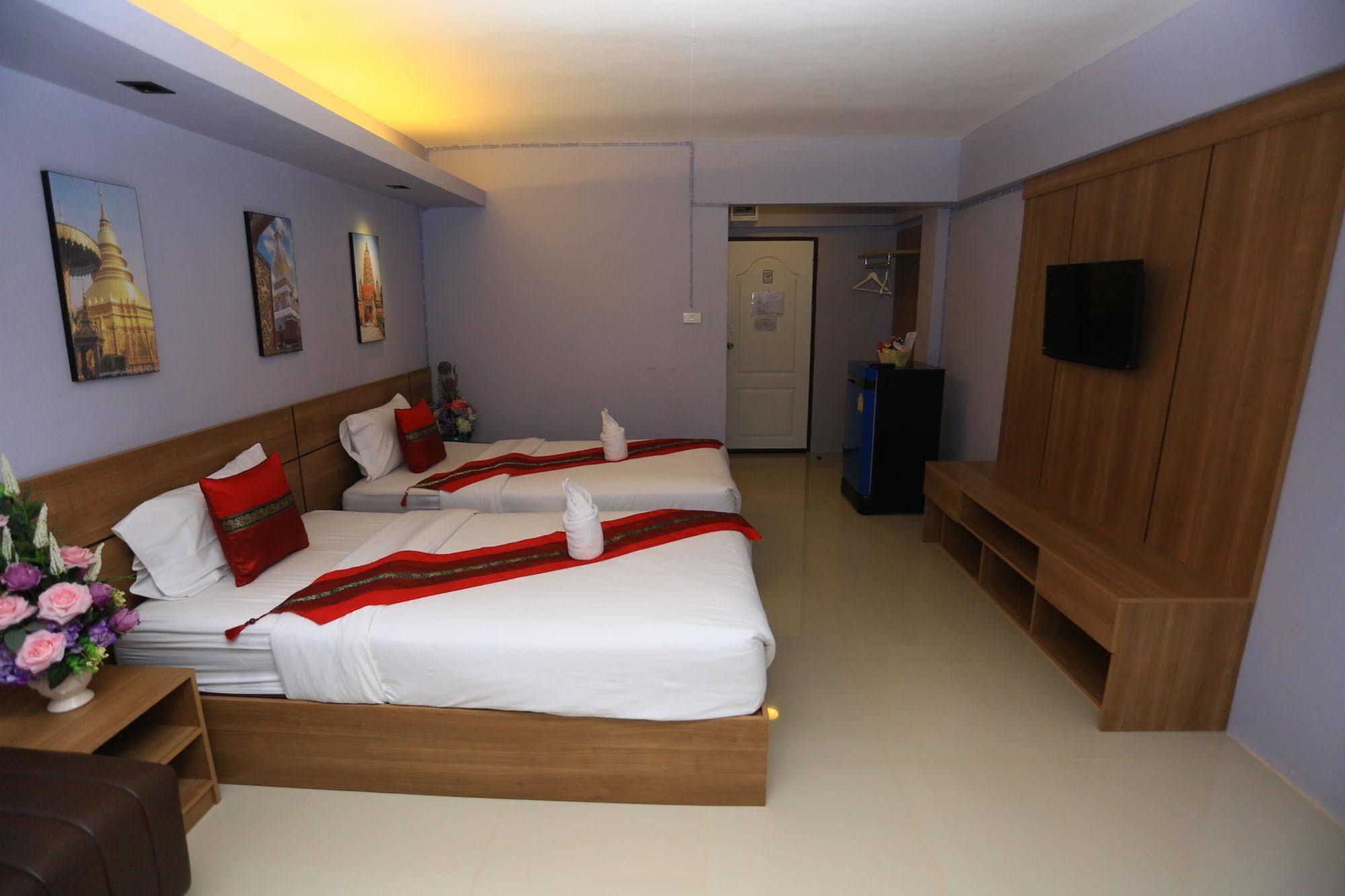Airbest Gemtree Lampang Hotel Esterno foto