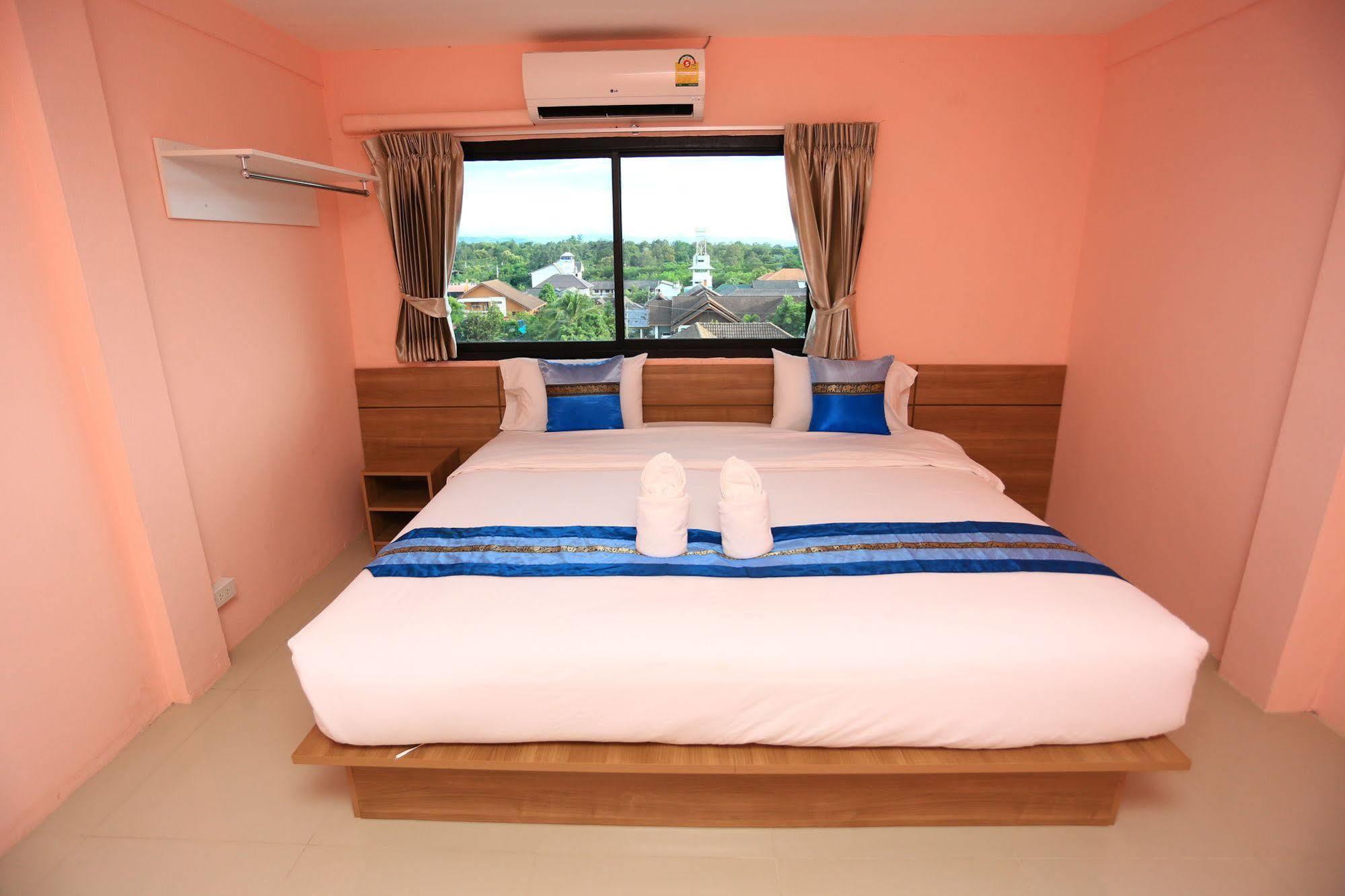 Airbest Gemtree Lampang Hotel Esterno foto